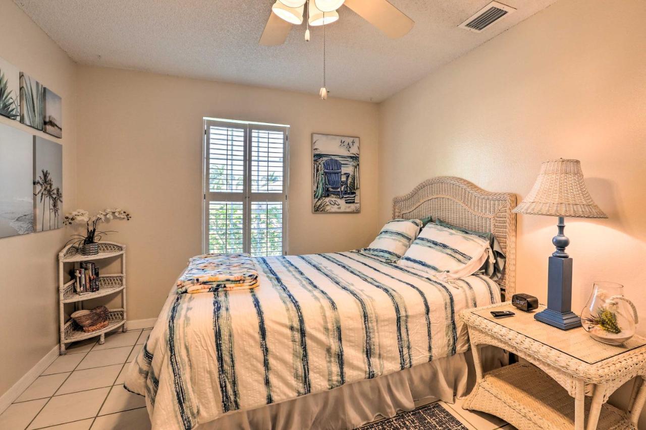 Colorful Cape Coral Retreat With Screened Lanai! Exterior photo